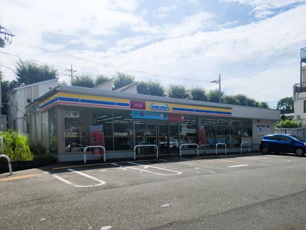 横浜市青葉区荏田町の中古一戸建て(ミニストップ青葉荏田町店)