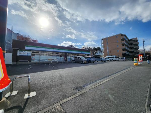 ベルフォーレ宮前平(ファミリーマート宮前犬蔵一丁目店)