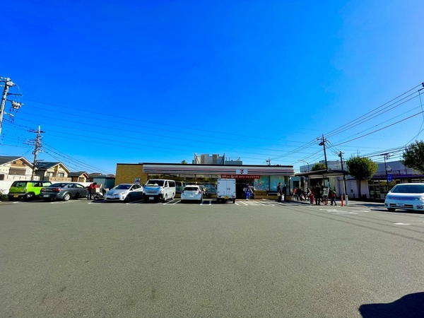 横浜市青葉区奈良町の土地(セブンイレブン横浜奈良北団地店)