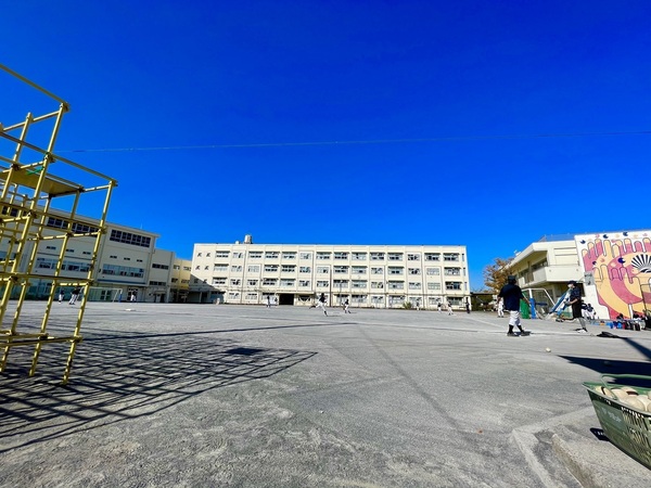 横浜市青葉区奈良町の土地(横浜市立奈良小学校)