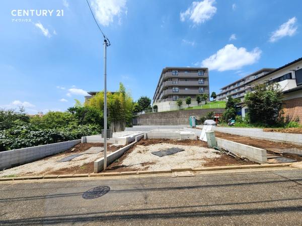 横浜市青葉区新石川４丁目新築戸建　１号棟