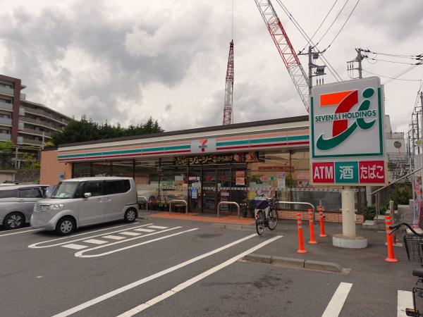 川崎市宮前区犬蔵３丁目の土地(セブンイレブン川崎犬蔵3丁目店)