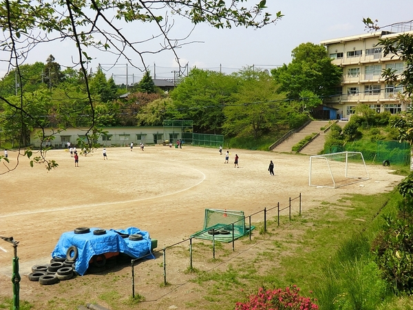 我孫子市つくし野１丁目の中古一戸建て(我孫子市立久寺家中学校)