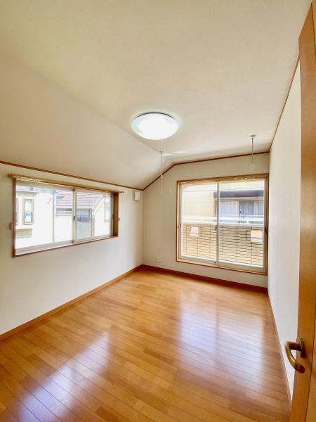 松戸市八ケ崎３丁目の中古一戸建て