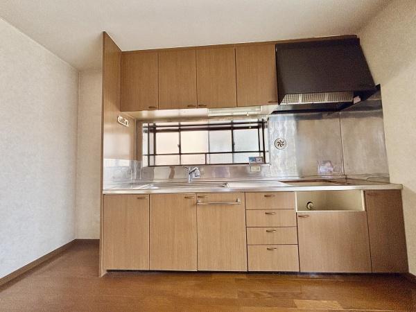 松戸市常盤平陣屋前の中古一戸建