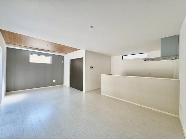 松戸市常盤平7期　2号棟　新築戸建