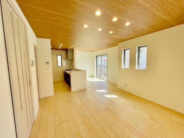 松戸市新松戸31期　B号棟　新築戸建