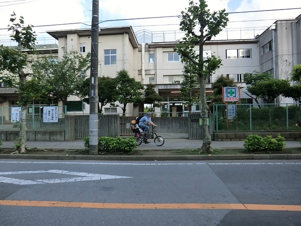 北柏ライフタウン4-1-3号棟(柏市立松葉第二小学校)