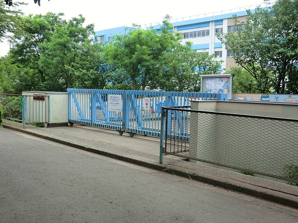 沼南エリカ6号棟(柏市立大津ケ丘第一小学校)
