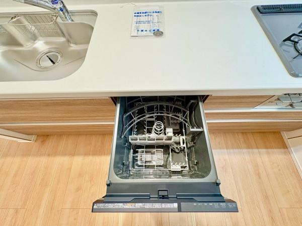 松戸市松戸27期　2号棟　新築戸建