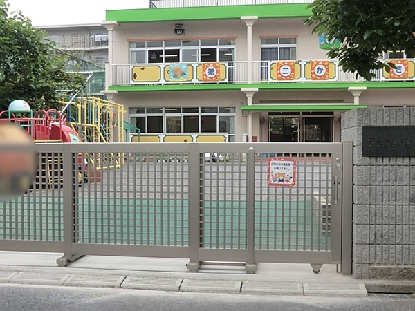 新松戸サンライトパストラル弐番街B棟(第二かきのき幼稚園)