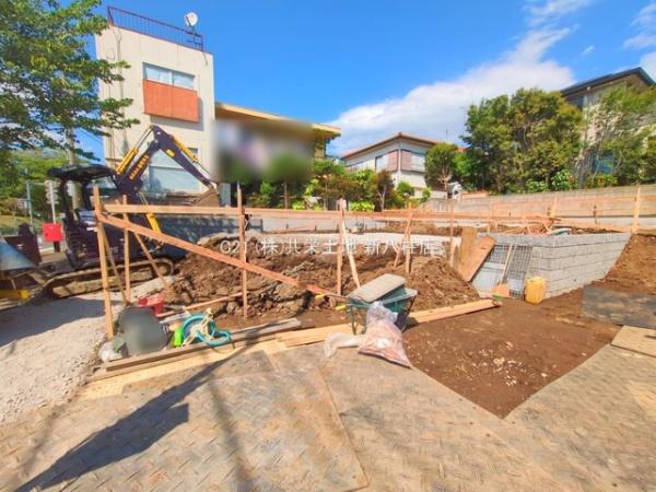 松戸市小金原4丁目第8　1号棟　新築戸建