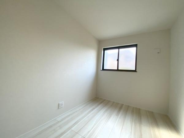 柏市東　B棟　新築戸建