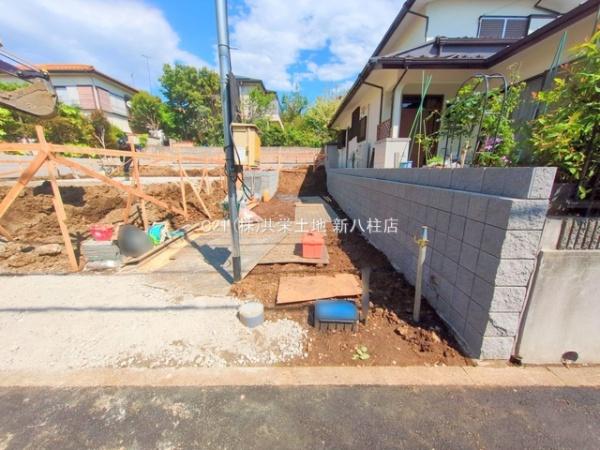 松戸市小金原4丁目第8　2号棟　新築戸建