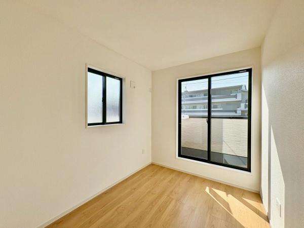 松戸市常盤平6期　2号棟　新築戸建