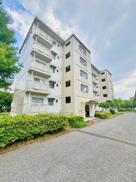 大津ヶ丘第二住宅4号棟