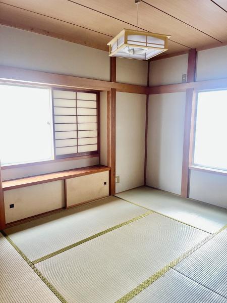 松戸市新松戸南３丁目の中古一戸建て