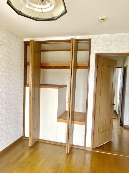 松戸市新松戸南３丁目の中古一戸建て