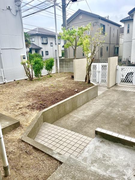 松戸市新松戸南３丁目の中古一戸建て