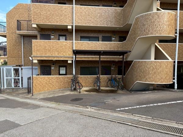 ライオンズマンション六実