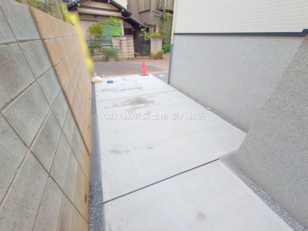 松戸市八ケ崎23-2期　2号棟　新築戸建