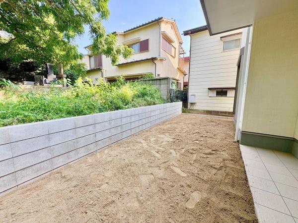 松戸市高塚新田第2　2号棟　新築戸建