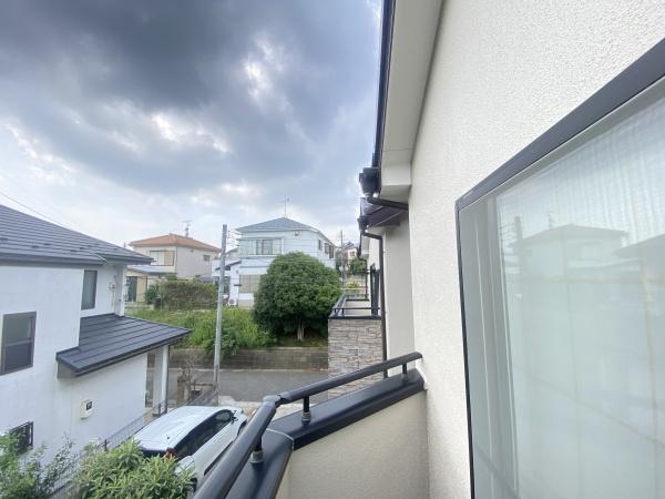松戸市秋山の中古一戸建て(バルコニー)