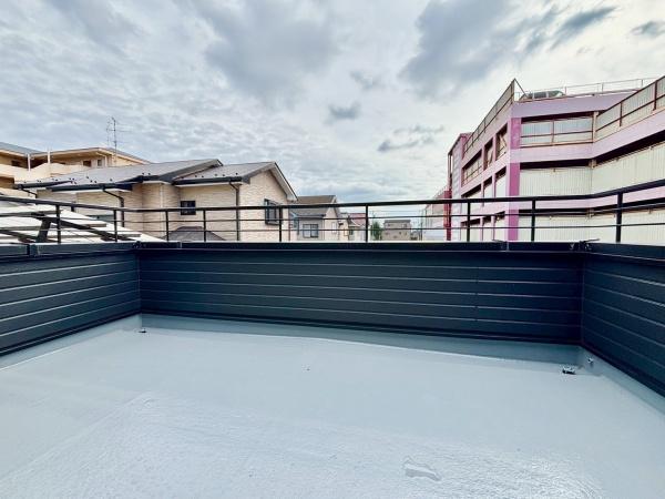 松戸市松飛台の中古一戸建て(バルコニー)