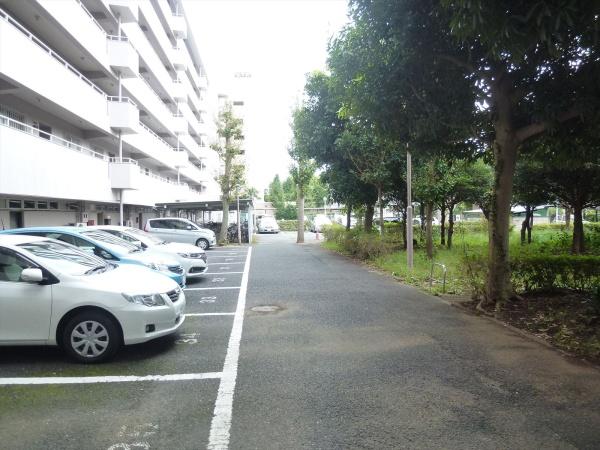 六実マンション
