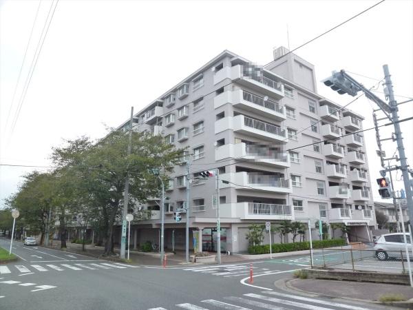 六実マンション