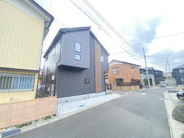 流山市木1期　新築戸建