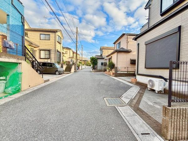 松戸市河原塚の中古一戸建て(前面道路含む現地写真)