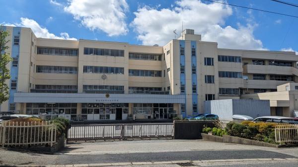 東急ドエルステージ21センターコート弐番館(流山市立流山北小学校)