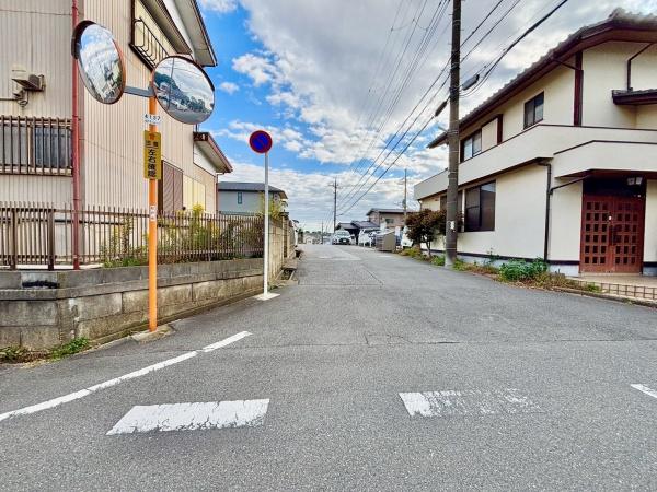 松戸市小金原5丁目の土地(前面道路含む現地写真)