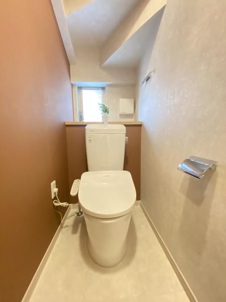 松戸市胡録台の中古一戸建て(トイレ)