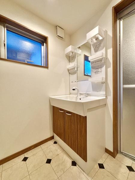 鎌ケ谷市くぬぎ山３丁目の中古一戸建て