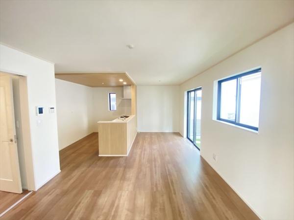 松戸市栄町24期　L号棟　新築戸建