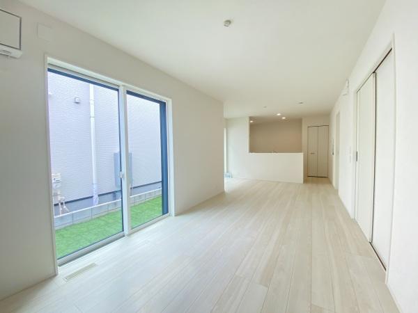 松戸市上本郷4丁目24-2期　2号棟　新築戸建