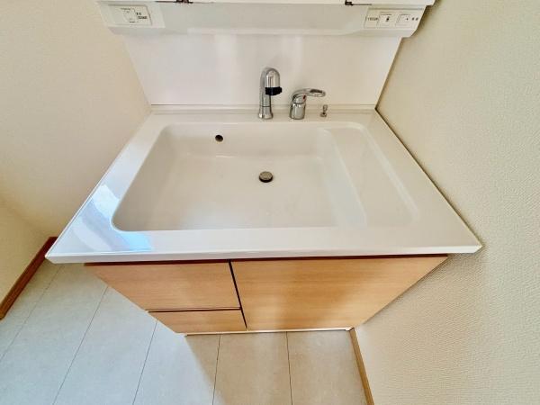 松戸市秋山389番　B号棟　新築戸建