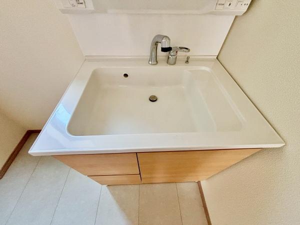 松戸市秋山389番　C号棟　新築戸建