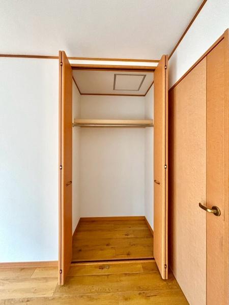 流山市三輪野山１丁目の中古一戸建て