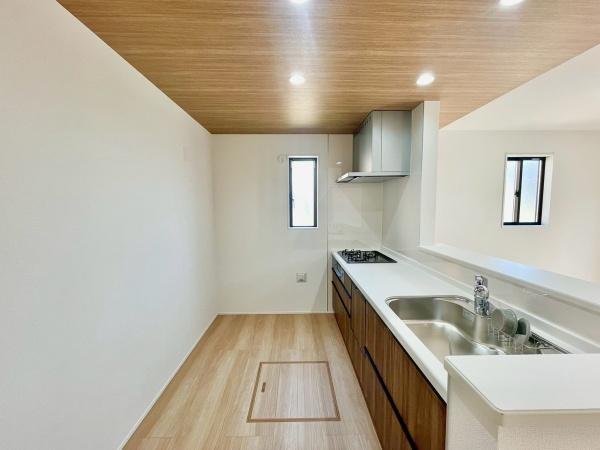 松戸市中根　5号棟　新築戸建