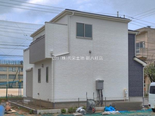 松戸市新松戸6丁目320番　2-A号棟　新築戸建
