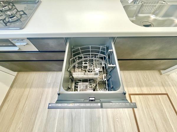 松戸市南花島3丁目　B号棟　新築戸建