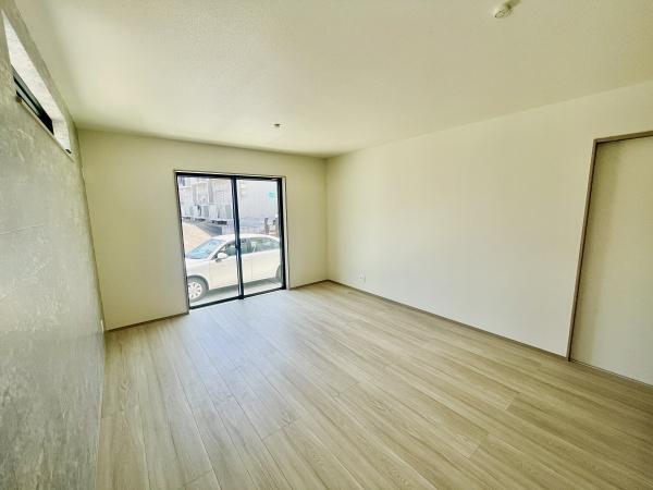 松戸市南花島3丁目　B号棟　新築戸建