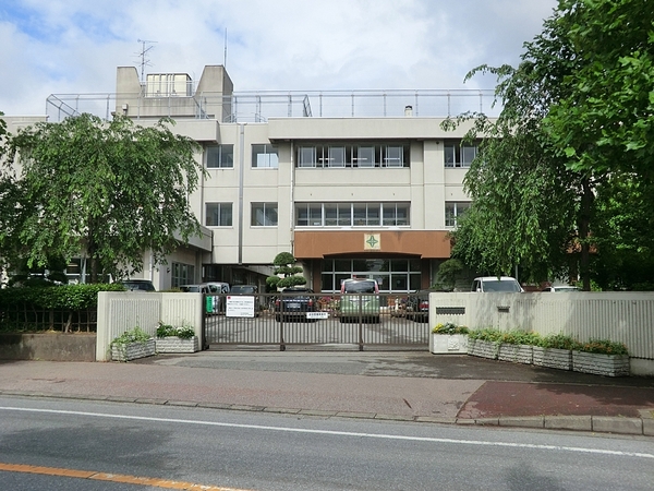 柏市みどり台２丁目の土地(柏市立十余二小学校)
