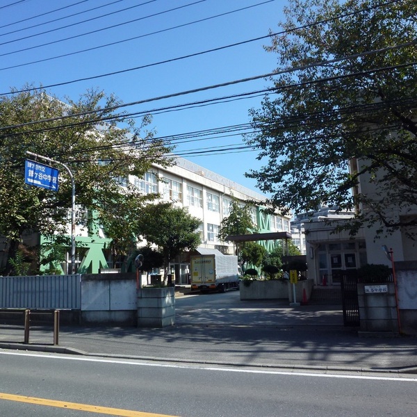 鎌ケ谷市南初富４丁目の新築一戸建(鎌ケ谷市立鎌ヶ谷中学校)