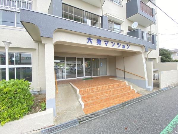 六実マンション