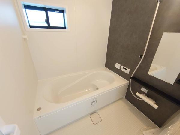 逗子市山の根２丁目の新築一戸建