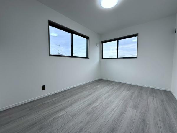 逗子市池子３丁目の新築一戸建